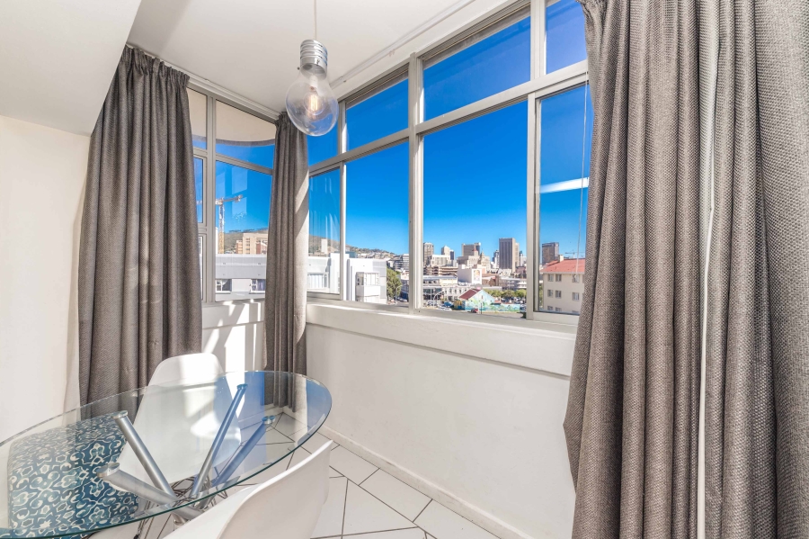 2 Bedroom Property for Sale in Cape Town City Centre Western Cape